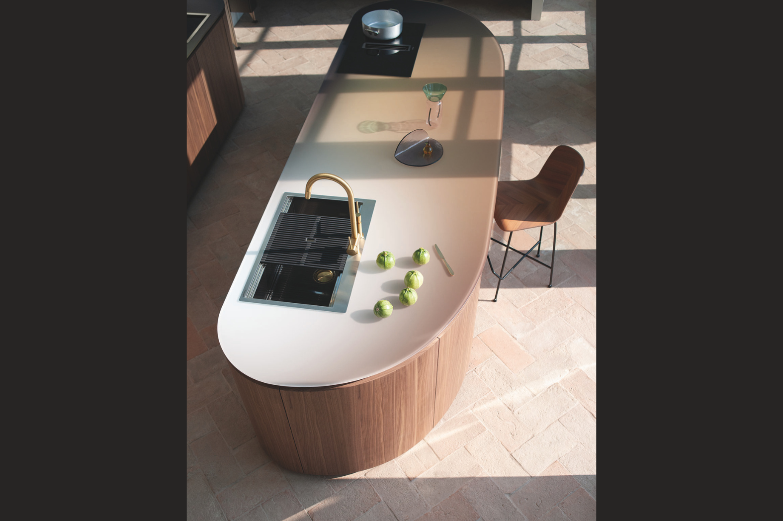 Portrait - Bending Brightness